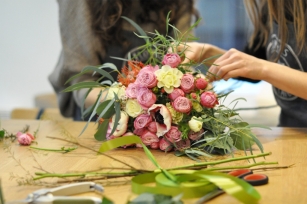 Салон цветов Chalet Bouquet поздравляет с Днём флориста!